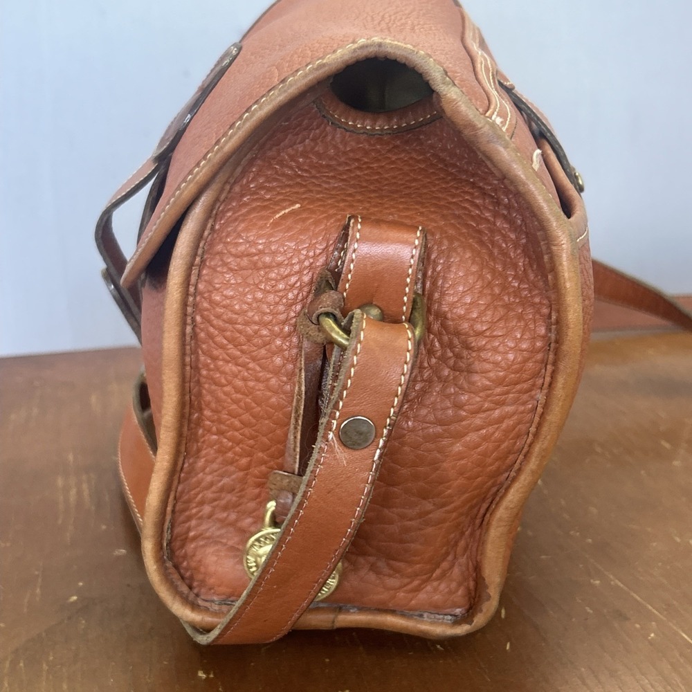 Vintage Dooney Bourke Essex All Weather Saddle Leather Crossbody Bag Purse - Picture 5 of 16